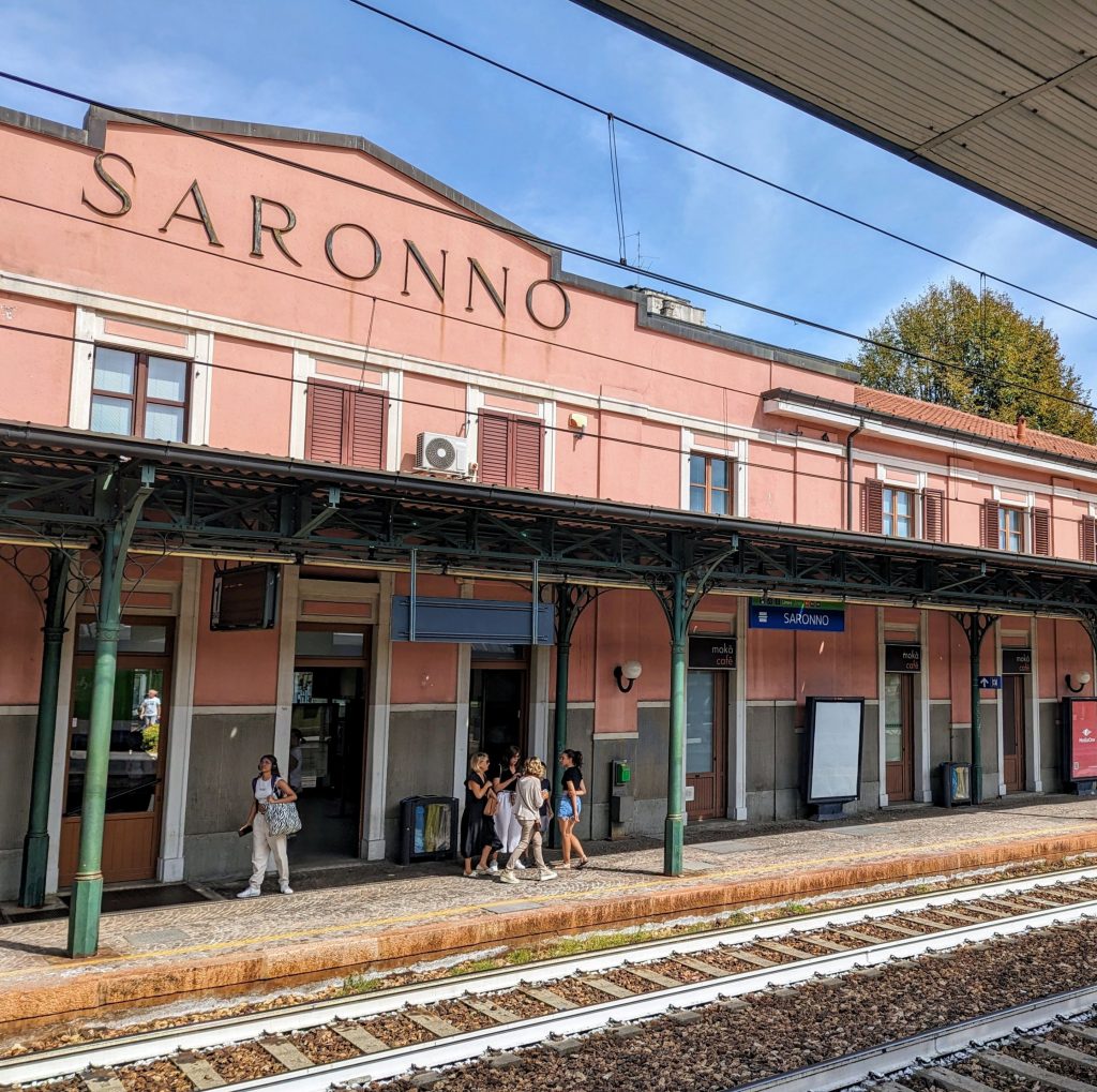 Saronno Station - Como Lake Como