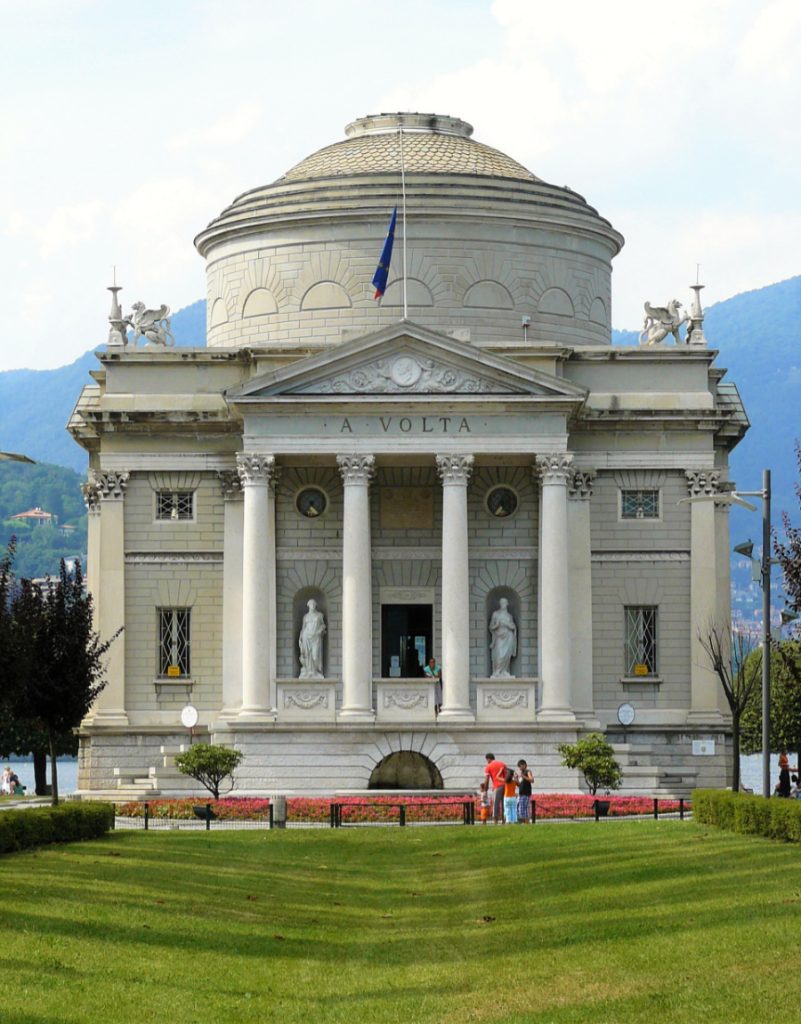 Tempio Voltiano - Como Lake Como